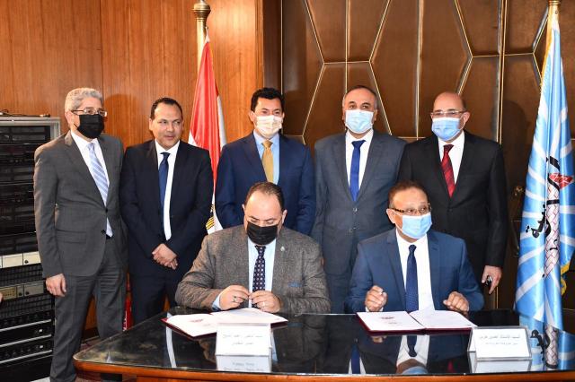 توقيع بروتوكول تعاون بين الوزارة ومؤسسة الأهرام