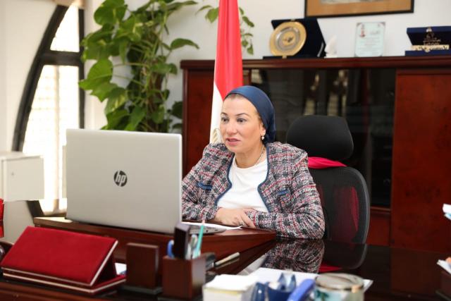 الدكتورة ياسمين فؤاد وزيرة البيئة