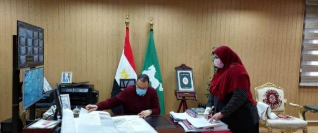 الدكتور ممدوح غراب محافظ الشرقية اثناء اعتمادالمخطط التفصيلي لمدينتي الزقازيق وديرب نجم
