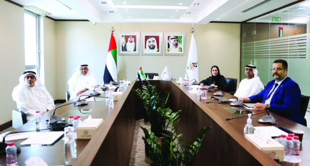 لجنة التسويق والموارد المالية في اللجنة الاولمبية الاماراتية