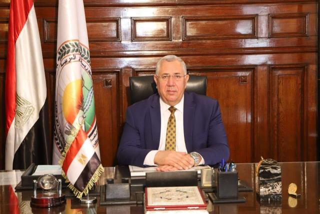 السيد القصير وزير الزراعة واستصلاح الأراضي