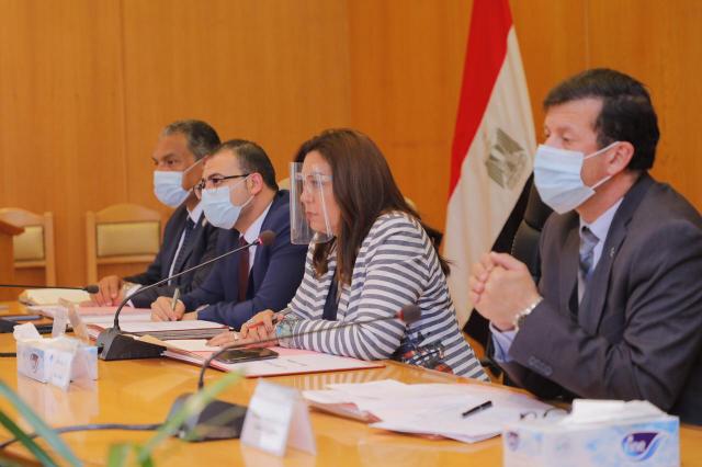 الدكتورة منال عوض محافظ دمياط