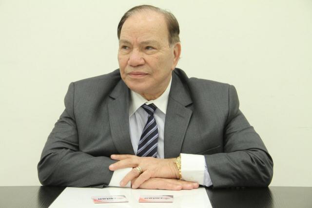 مستشار البنك الدولي السابق دكتور صديق عفيفي