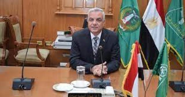 د. عادل مبارك