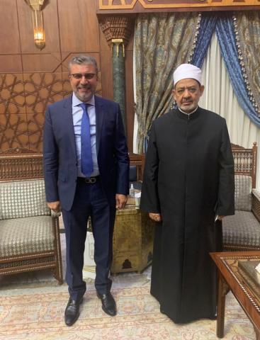 شيخ الازهر ورئيس اتحاد الاذاعات الاسلاميه
