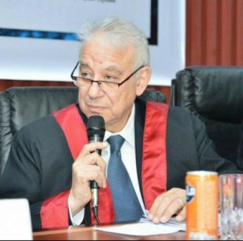 الدكتور عادل خطاب، أستاذ الأمراض الصدرية بجامعة عين شمس، وعضو اللجنة العليا للفيروسات التنفسية بوزارة التعليم العالي والبحث العلمي