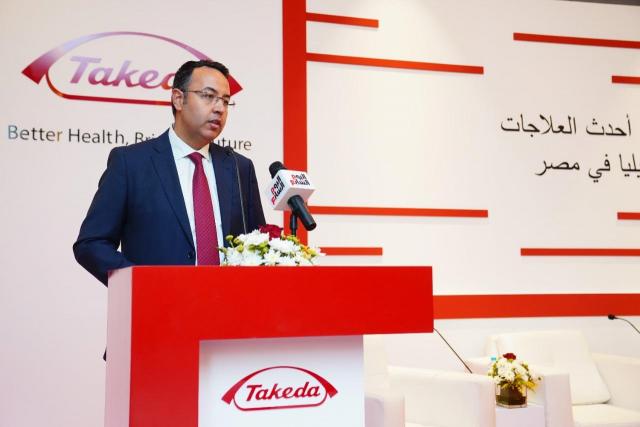 بحضور عدد كبير من الأطباء باستخدام الطرق الافتراضية عبر الإنترنت