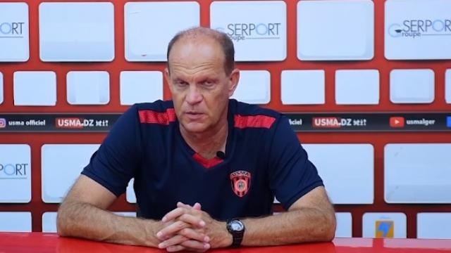 المدرب الفرنسي دينيس لافان