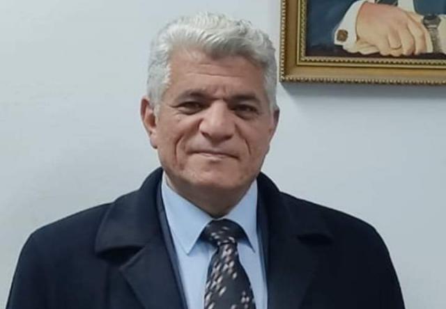 الأستاذ خالد إدريس 