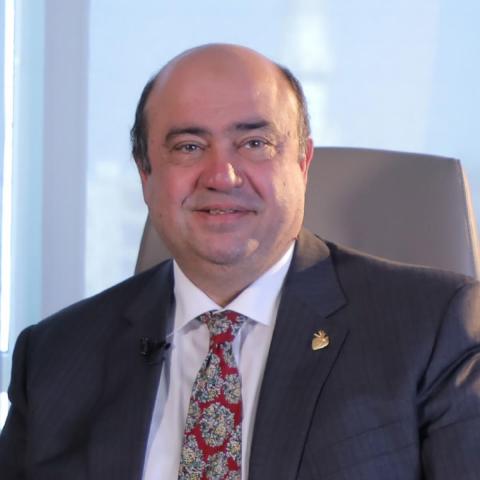 مجلة فوربس" الشرق الأوسط تختار الدكتور شيرين حلمي الرئيس التنفيذي لفاركو في المركز 12 ضمن أقوى 50 قائد لشركات الرعاية الصحية في الشرق الأوسط