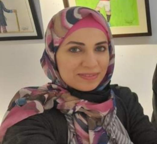الكاتبة أماني هاشم 