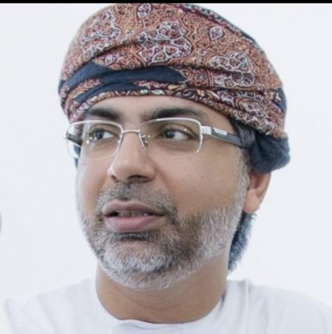 الكاتب عباس آل حميد