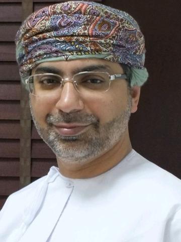 الكاتب عباس آل حميد