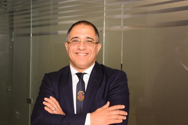 تطوير مصر " تشارك في مبادرة "القلوب" بدعم عمليات يوم كامل بمستشفى الناس