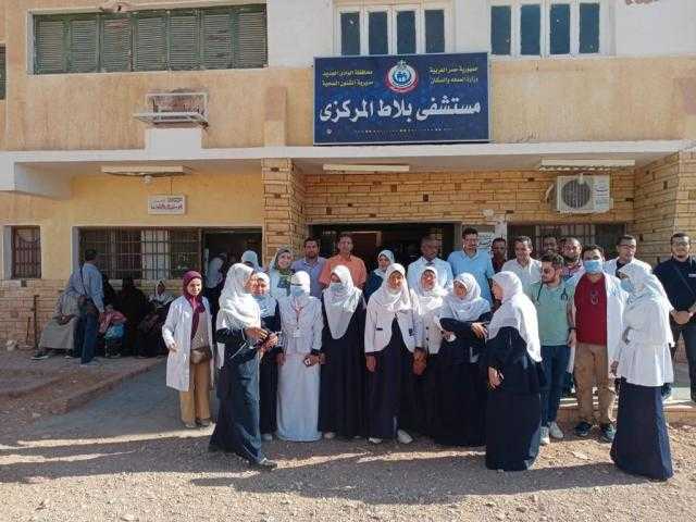 ” جامعة الوادي الجديد ” تؤكد استكمال القافلة الطبية المجانية الثالثة بمركز بلاط