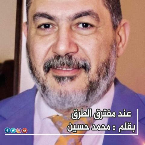 الكاتب الصحفي محمد حسين