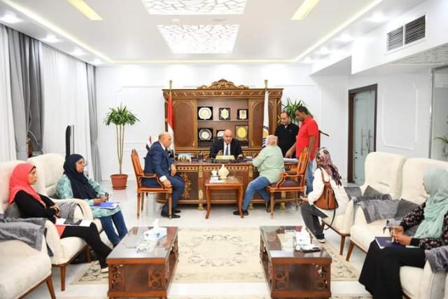 اشرف الدوادي محافظ قنا