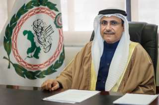 «أبو الغيط» يهنئ «العسومي» بمناسبة إعادة انتخابه رئيسًا للبرلمان العربي لولاية ثانية