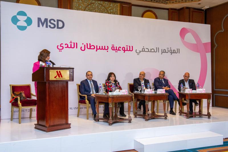 د. حمدي عبد العظيم: الدولة تطلق المبادرات لاكتشاف وعلاج الأورام التي تصيب السيدات.. وتتعاون مع الشركات لتوفير العقاقير الحديثة
