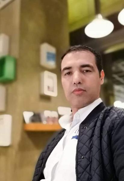 الفنان التشكيلي المغربي بوشعيب خلدون