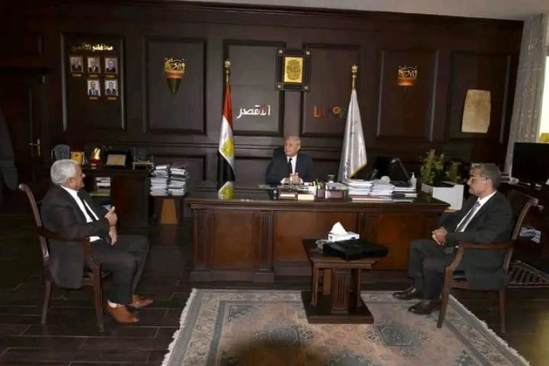 استقبال محافظ الأقصر لرئيس مجلس إدارة سنودس النيل الإنجيلي