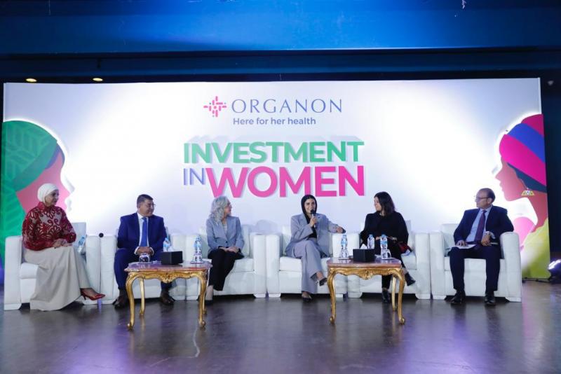 "أورجانون مصر" توقع خطاب نوايا مع "ممكن" لتعزيز تمكين المرأة في جميع المجالات 