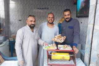 مبادرة لتوفير وجبات أفطار مجانية للمسحقين في مدينة إسنا طوال شهر رمضان