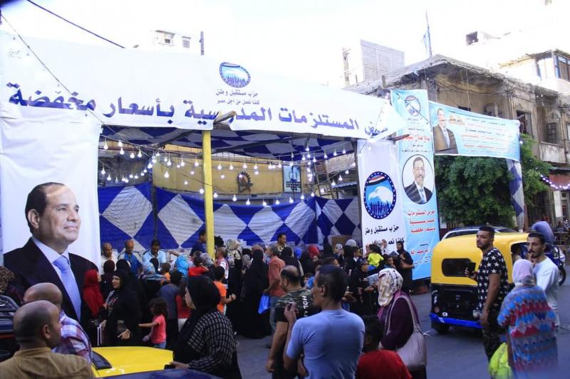 الشيمي خلال افتتاح المعرض