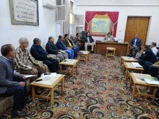اجتماع رئيس مركز اطسا مع رؤساء الوحدات المحلية لمتابعةالأعمال والمستجدات للانتخابات