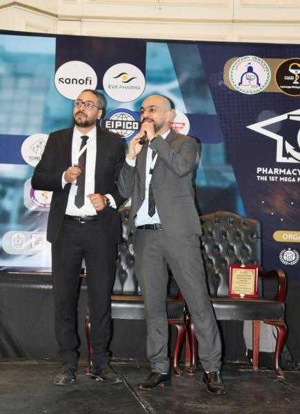 المؤتمر الأول لـ«صيادلة بورسعيد» يوصي باستخدام «الذكاء الاصطناعي» في تطوير القطاع الطبي بمصر