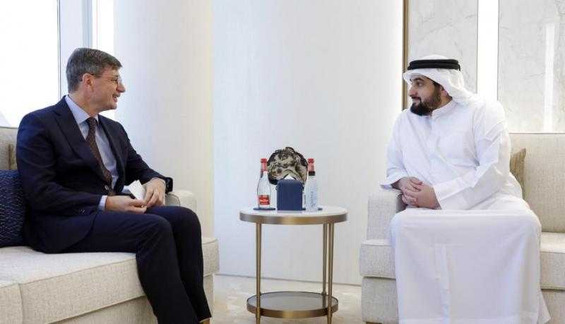 رئيس اللجنة الأولمبية الإماراتية يبحث تعزيز التعاون مع السفير الفرنسي