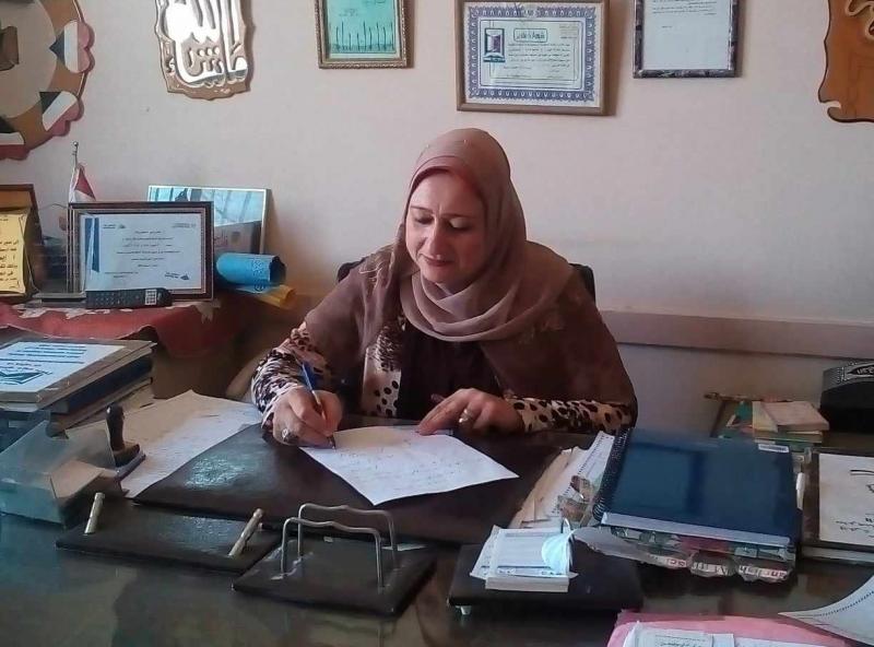 الكاتبة علا النشار
