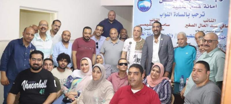 الشيمي مع مواطني الإسكندرية
