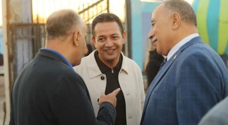 البرلماني محمد سلامة يتابع توزيع البطاطين
