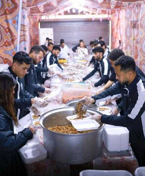 لاعبو مسار يشاركون في حملة لإطعام 5000 صائم خلال رمضان في مصر