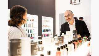 العطور تخطف الأنظار في بيوتي وورلد السعودية 2025 بدورته الاكبر في ابريل