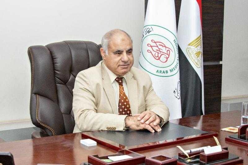 دعوة نقابة أطباء مصر لاجتماع ”الأطباء العرب” صادرة من غير ذي صفة.. ”الأعلى للأطباء العرب” يوجه خطابا لرئيس الوزراء المصري