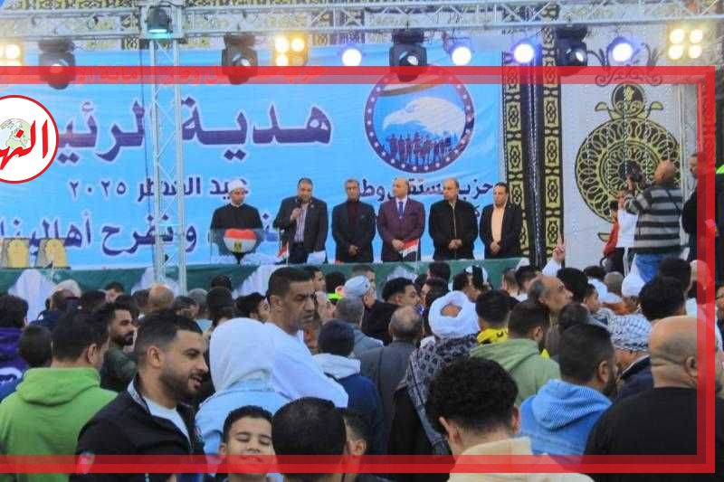 قيادي بمستقبل وطن بالإسكندرية يهدي المصلين عمرة مجانية وأجهزة كهربائية وهدايا للأطفال بصلاة العيد