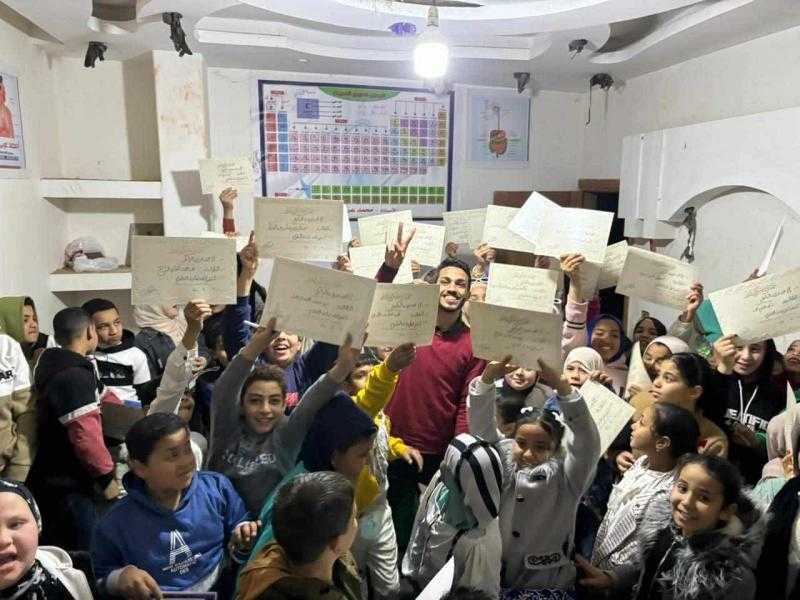”الوكيل” يكرم عدد من طلاب الشهادة الإعدادية لحصولهم على الدرجات النهائية