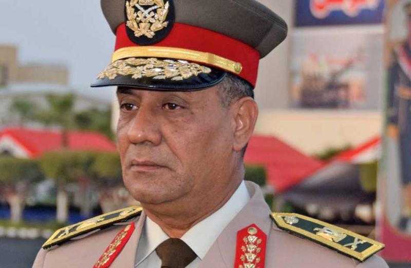 أيمن سلامة: قراءة في الاعتراضات على تأهيل المدنيين في الأكاديمية العسكرية ..جهل بالغاية وتشكيك في النوايا
