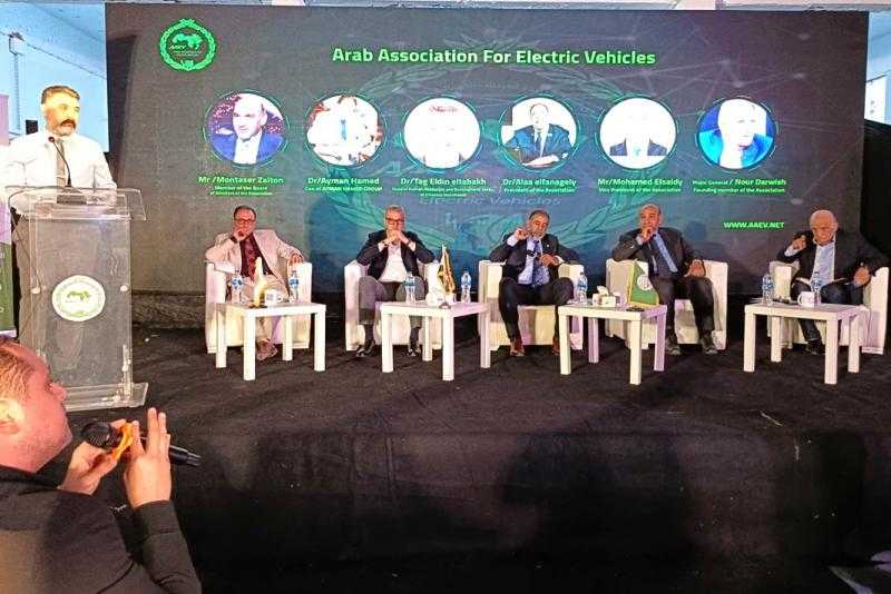 الرابطة المصرية العربية لوسائل النقل الذكية والمركبات الكهربائية تعقد إجتماعها التنفيذى الأول بعد الإشهار