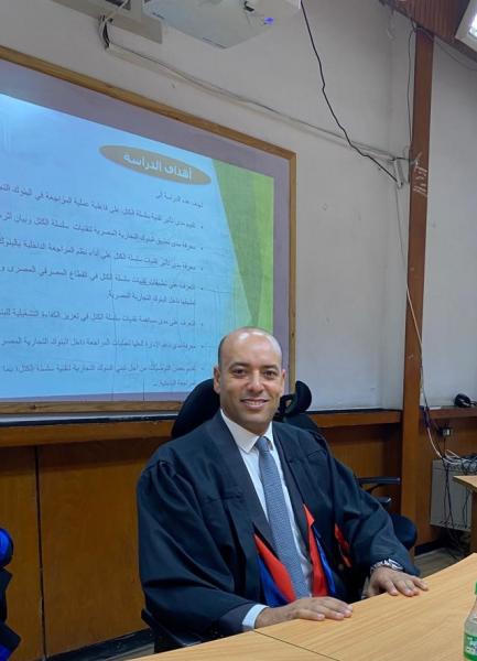 الدكتور مصطفى شحاتة