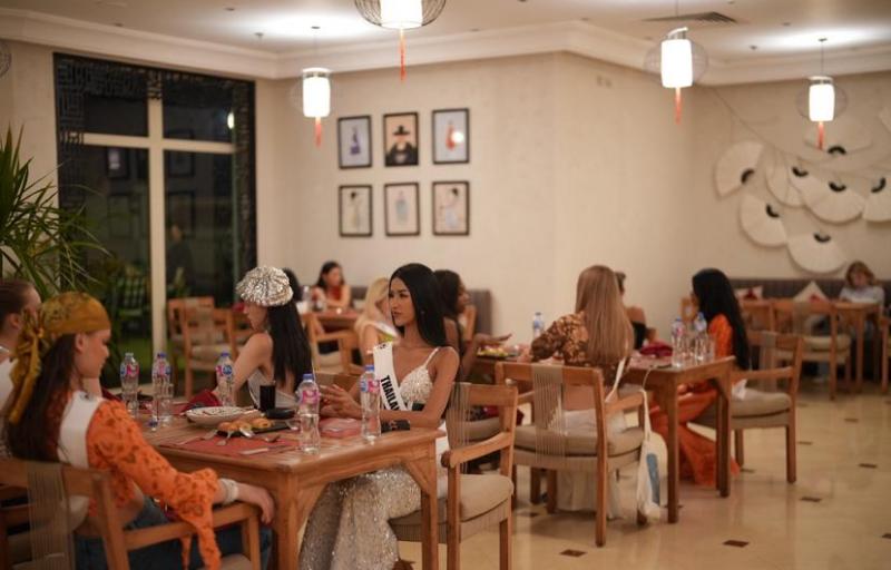 مصر على خريطة الموضة العالمية.. 40 عارضة من 30 دولة يتنافسن على لقب "Top Model" في قلب الغردقة ومرسى علم