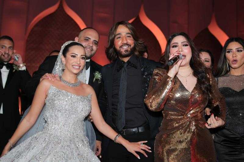 نجوم الفن والمشاهير يحتفلون بزفاف هنا ياسرالسراج ومروان العسال