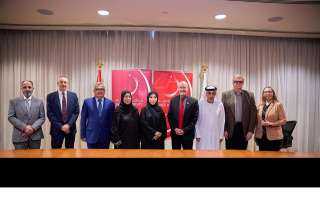 اتفاقية تعاون استراتيجي بين ”جمعية الصحفيين الإماراتية” و”جامعة زايد” لتأهيل طلبة الإعلام