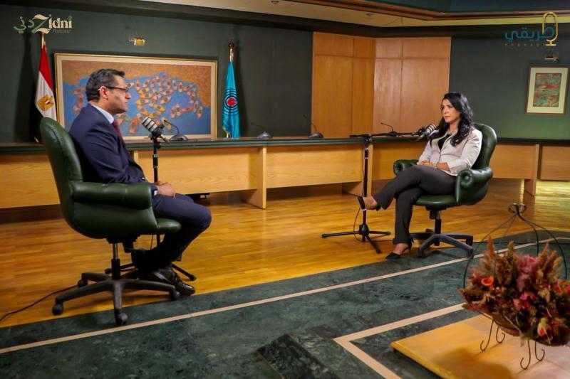 من الميدان لكرسي نقيب الصحفيين.. البلشي في حوار جريء على بودكاست ”طريقي”