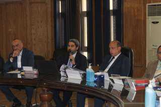 اجتماع مجلس إدارة مستشفيات جامعة القاهرة يشيد بجهود الطواقم الطبية خلال عيد الأضحى ويقر تعديلات جوهرية في مواعيد العيادات