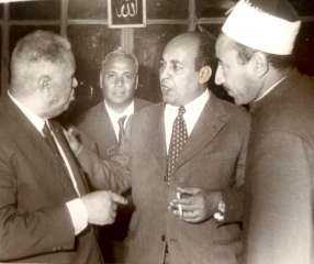 الكاتب الصحفي مصطفى جمعة يكتب : يحي بحاروة …وان غابت شمسه يظل هو دفتر الوعي ل”جيلنا”