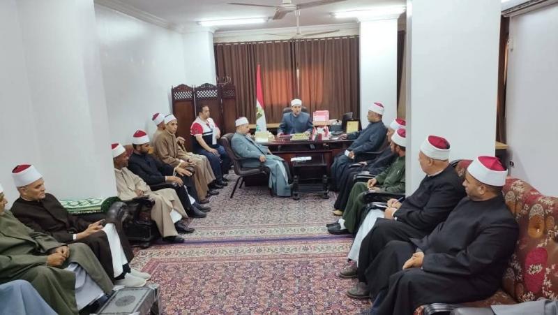 وكيل أوقاف المنوفية يشدد على الرقابة والانضباط في العمل الدعوي والإداري