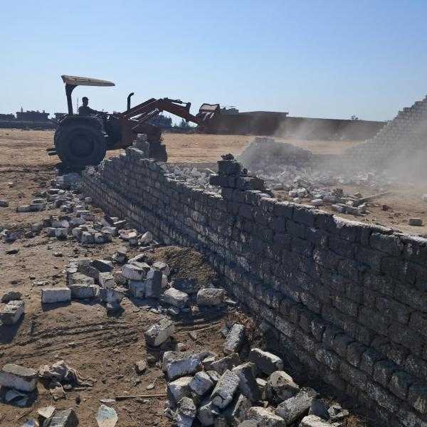 محافظ كفرالشيخ يتابع أعمال تنفيذ الموجة الـ27 لإزالة التعديات على أملاك الدولة والأراضي الزراعية ومخالفات البناء بالحامول.. تنفيذ 41 قرار إزالة على مساحة 4609 م2
